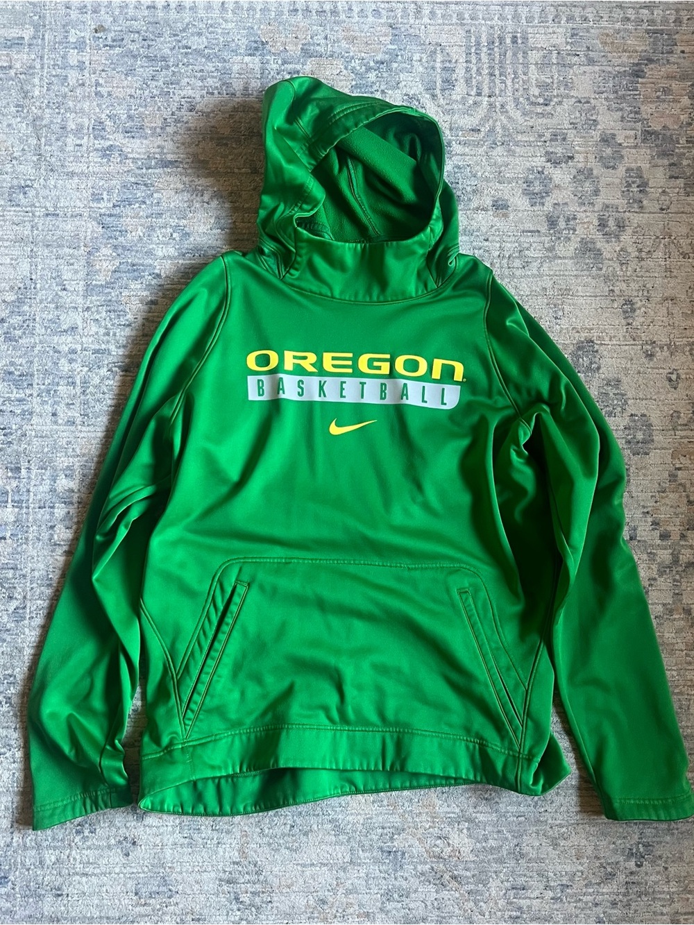 Nike Green Oregon Basketball Mens/Womens Hoodie with Yellow Logo